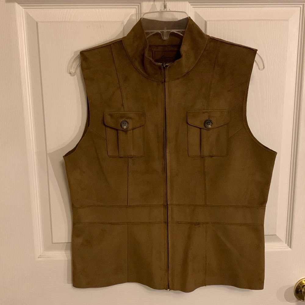 Lauren Ralph Lauren Women’s Faux Suede Front Pocket Zip-Up Vest Brown Size MP